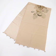 画像をギャラリービューアに読み込む, 【中古】ショール 淡いベージュ 薔薇の花模様 約52cm×180cm 正絹着物上 CY2-28
