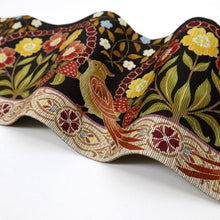 画像をギャラリービューアに読み込む, 【新品】『召しませ花』半幅帯 リバーシブル いちご泥棒×花唐草ライン 黒 カジュアル きもの 和装 BB10-4
