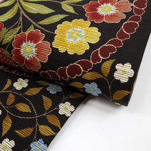 画像をギャラリービューアに読み込む, 【新品】『召しませ花』半幅帯 リバーシブル いちご泥棒×花唐草ライン 黒 カジュアル きもの 和装 BB10-4

