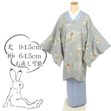 画像をギャラリービューアに読み込む, 【中古】都衿 和装コート 立浪に菊の花模様 カジュアル グレーたたき染め 灰色 身丈94.5cm 裄丈64.5cm 正絹着物上 CA10-8

