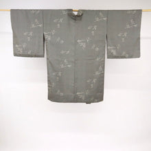 画像をギャラリービューアに読み込む, 【新品】洗える羽織 和装コート 細やか縞に鳥獣戯画文様 黒 化繊着物上 カジュアル 身丈94.5cm 裄丈68cm CB3-4
