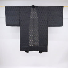 画像をギャラリービューアに読み込む, 【新品】薄羽織 お仕立て上がり 変り七宝繋 和装コート 黒紫 正絹着物上 カジュアル 身丈107cm 裄丈68cm CB5-1
