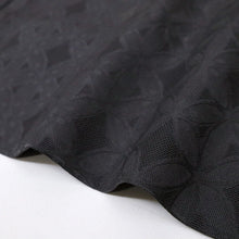 画像をギャラリービューアに読み込む, 【新品】薄羽織 お仕立て上がり 変り七宝繋 和装コート 黒紫 正絹着物上 カジュアル 身丈107cm 裄丈68cm CB5-1
