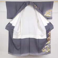 画像をギャラリービューアに読み込む, 【中古】絢爛豪華 訪問着 御所解き文松竹梅 落款有 丼鼠色 グレー 略礼装 フォーマル 身丈157cm 裄丈63cm 袷正絹着物 HH12-19
