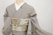 画像をギャラリービューアに読み込む, 小さめ 訪問着『汕頭刺繍』レースに花々の丸唐草 フォーマル 濃灰 和装きもの 正絹着物 HH2-31
