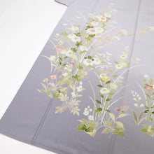 画像をギャラリービューアに読み込む, 【中古】長尺 訪問着 菊桔梗に白椿の花模様 藤色 フォーマル 略礼装 背紋有 身丈164.5cm 裄丈66cm 袷正絹着物 HP3-8
