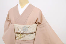 画像をギャラリービューアに読み込む, 【中古】洗える夏着物 無地小紋 灰梅色ピンク ふだん着物洗替えに♪ カジュアル 身丈152.5cm 裄丈62cm 化繊 IP5-8
