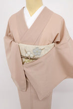 画像をギャラリービューアに読み込む, 【中古】洗える夏着物 無地小紋 灰梅色ピンク ふだん着物洗替えに♪ カジュアル 身丈152.5cm 裄丈62cm 化繊 IP5-8
