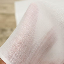 画像をギャラリービューアに読み込む, 【近江の麻 衿裏】 白色 本麻 麻100％ きもの 裏地 着物裏 お仕立て お直し 単衣着物 ひとえ 夏着物 浴衣 ゆかた 反物 布 和裁 着物仕立て 和装小物
