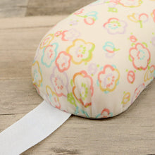 画像をギャラリービューアに読み込む, 【 ソフト 帯まくら 紐付き】カラフル梅柄 日本製 ベージュ 梅づくし レトロ 帯枕 柄付き 着付け初心者 着物まくら 晴れの日 お太鼓結び 礼装 おしゃれ 便利小物 着付小物 和装小物
