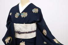 画像をギャラリービューアに読み込む, 【中古】長尺 単衣 小紋 懐かしの玩具 サイコロ手毬狛犬 濃紺 カジュアル 作家落款有 身丈166.5cm 裄丈71cm 正絹着物 KA6-3
