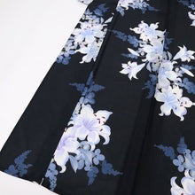 画像をギャラリービューアに読み込む, 【中古】長尺 洗える夏着物 小紋 『組曲』萩とカサブランカ 紺色 化繊着物 カジュアル 身丈165cm 裄丈67cm KA7-71
