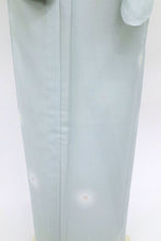 画像をギャラリービューアに読み込む, 【中古】洗える夏着物 小紋『森英恵』彩りの蛍ぼかし 蕎麦切色 水色 化繊着物 カジュアル 身丈155.5cm 裄丈64cm KA9-6
