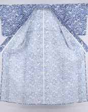 画像をギャラリービューアに読み込む, 【中古】綿絽 木綿 浴衣 芝草に菊牡丹 ブルー バチ衿 身丈158cm 裄丈63.5cm 木綿着物 KA9-8
