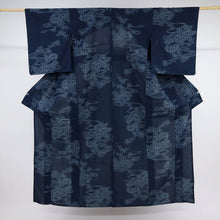 画像をギャラリービューアに読み込む, 【中古】特選浴衣 しじら織り 綿麻 流水に肩車菊花模様抜染 濃紺 カジュアル 身丈157cm 裄丈62cm 単衣着物 KA9-9
