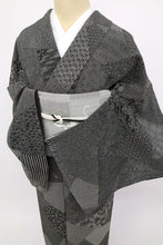 画像をギャラリービューアに読み込む, 【中古】長尺 江戸小紋 寄せ柄 小紋師『寿永』落款有 カジュアル 白黒 身丈168cm 裄丈65cm 袷正絹着物 KB2-25
