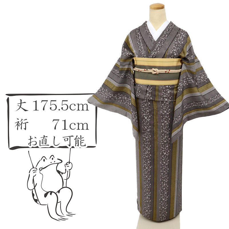 【中古】長尺 小紋 細やか縞模様に桜の舞花模様 黒 身丈175.5cm 裄丈71cm 袷正絹着物 KB3-14
