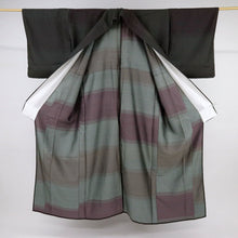 画像をギャラリービューアに読み込む, 【中古】特選 単衣 お召 小さなドットの横段 黒茶色 身丈159cm 裄丈67.5cm 正絹着物 KB6-12
