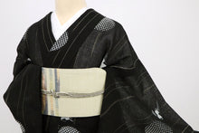 画像をギャラリービューアに読み込む, 【中古】長尺 洗える夏着物 小紋 飛びうさぎ 黒ブラック カジュアル 化繊 身丈164.5cm 裄丈66.5cm 着物 KB6-14
