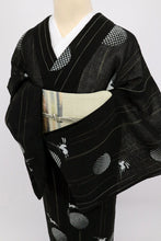 画像をギャラリービューアに読み込む, 【中古】長尺 洗える夏着物 小紋 飛びうさぎ 黒ブラック カジュアル 化繊 身丈164.5cm 裄丈66.5cm 着物 KB6-14
