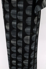 画像をギャラリービューアに読み込む, 【中古】長尺 洗える夏着物 絽 山本寛斎 小紋 カジュアル かすれ格子半円繋 身丈166.5cm 裄丈67.5cm 黒 KB7-42
