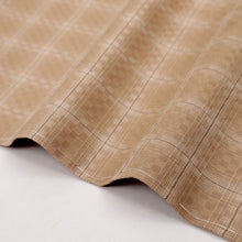 画像をギャラリービューアに読み込む, 【中古】特選 紬 十日町 綾織『格子のクロス』カジュアル 濃淡茶色 身丈167.5cm 裄丈68cm 袷正絹着物 KC1-14

