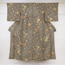 画像をギャラリービューアに読み込む, 【中古】長尺 洗える夏着物 小紋 細やか桜に手毬 濃茶色 化繊着物 ポリエステル カジュアル 身丈164cm 裄丈67cm KC7-77
