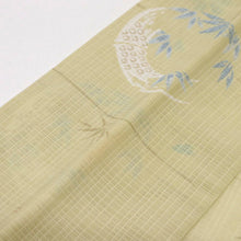 画像をギャラリービューアに読み込む, 【中古】洗える夏着物『紅梅』小紋 格子に桜笹竹の丸 カジュアル 木蘭色 身丈157cm 裄丈66cm 化繊着物 KG7-63
