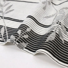 画像をギャラリービューアに読み込む, 【中古】長尺 洗える夏着物 小紋 縞に植物ライン カジュアル 白黒モノトーン 身丈163cm 裄丈62.5cm 化繊 KS7-59
