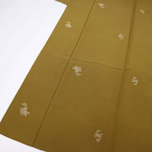 画像をギャラリービューアに読み込む, 【中古】単衣 長尺 小紋 花うさぎ江戸小紋柄 シンプル飛び柄 からし色 黄土色 黄色 ふだん着物洗替えに♪ カジュアル 身丈166cm 裄丈68cm 正絹 KY4-47
