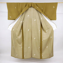 画像をギャラリービューアに読み込む, 【中古】単衣 長尺 小紋 花うさぎ江戸小紋柄 シンプル飛び柄 からし色 黄土色 黄色 ふだん着物洗替えに♪ カジュアル 身丈166cm 裄丈68cm 正絹 KY4-47
