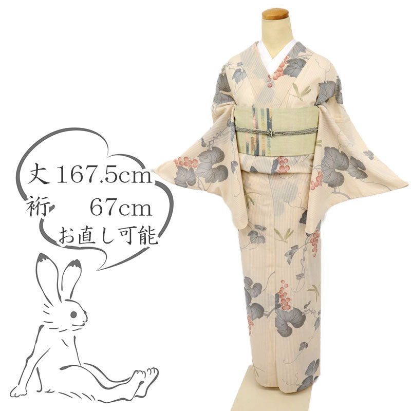 【中古】長尺 洗える夏着物 小紋 葡萄ととんぼの舞姿 カジュアル 生成り色 身丈167.5cm 裄丈67cm 化繊 KY7-54