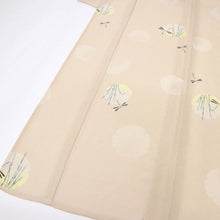 画像をギャラリービューアに読み込む, 【中古】長尺 洗える夏着物 涼感小紋 肌色 カジュアル 雪輪に木賊と蜻蛉 身丈165cm 裄丈68cm 化繊着物 KY9-3
