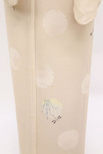 画像をギャラリービューアに読み込む, 【中古】長尺 洗える夏着物 涼感小紋 肌色 カジュアル 雪輪に木賊と蜻蛉 身丈165cm 裄丈68cm 化繊着物 KY9-3
