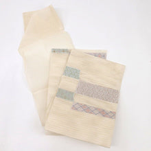 画像をギャラリービューアに読み込む, 【中古】夏帯『絽』名古屋帯 毘沙門亀甲花菱の横段 カジュアル 白地 長さ364cm 帯巾30.5cm 正絹着物 NS7-37
