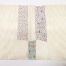 画像をギャラリービューアに読み込む, 【中古】夏帯『絽』名古屋帯 毘沙門亀甲花菱の横段 カジュアル 白地 長さ364cm 帯巾30.5cm 正絹着物 NS7-37

