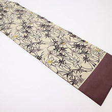 画像をギャラリービューアに読み込む, 【未使用】『本場縞大島』紬 名古屋帯 花唐草模様 カジュアル 練色 正絹着物 NY6-3
