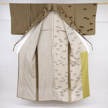 画像をギャラリービューアに読み込む, 【未使用品】長尺『撫松庵』洗える♪単衣着物 カジュアル 付下げ 竹縞に雀 身丈166.5cm 裄丈68cm 化繊 SC9-2
