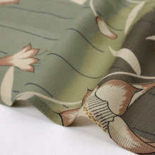 画像をギャラリービューアに読み込む, 【中古】洗える夏着物 付下げ小紋『絽』 縞クレマチス 濃淡グリーン 化繊着物 カジュアル 身丈161cm 裄丈65.5cm SG9-3
