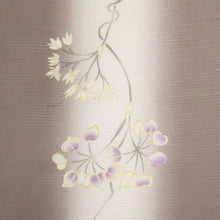 画像をギャラリービューアに読み込む, 夏着物 反物 『絽』高級ちりめん 小紋 花模様 紫鼠 正絹 カジュアル お仕立て可 反24-207
