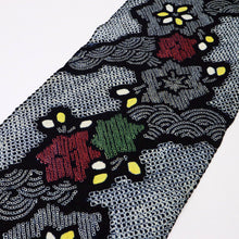 画像をギャラリービューアに読み込む, 手しぼり 浴衣反物 クレマチス桔梗青海波 濃紺 木綿 長さ11.5m 反巾36.5cm カジュアル お仕立可 夏着物 反25-115
