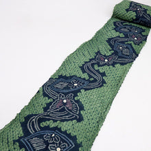 画像をギャラリービューアに読み込む, 手しぼり 浴衣反物 流水地紙に舞蝶 お仕立て可 青緑 カジュアル 木綿 夏着物 お仕立て可 和装 絞り きもの 反25-154
