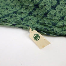 画像をギャラリービューアに読み込む, 手しぼり 浴衣反物 流水地紙に舞蝶 お仕立て可 青緑 カジュアル 木綿 夏着物 お仕立て可 和装 絞り きもの 反25-154
