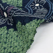 画像をギャラリービューアに読み込む, 手しぼり 浴衣反物 流水地紙に舞蝶 お仕立て可 青緑 カジュアル 木綿 夏着物 お仕立て可 和装 絞り きもの 反25-154
