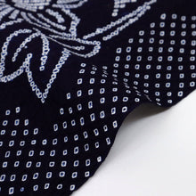 画像をギャラリービューアに読み込む, 手しぼり 浴衣反物 クレマチスの花模様 濃紺 木綿 反巾36cm カジュアル お仕立可 夏着物 反25-171
