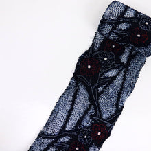 画像をギャラリービューアに読み込む, 手しぼり 浴衣反物 曲線と撫子 濃紺 カジュアル 木綿 夏着物 お仕立て可 和装 絞り きもの 反25-87
