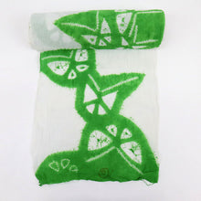 画像をギャラリービューアに読み込む, 手しぼり 浴衣反物 ちょうちょ 白×グリーン 木綿 長さ11.1m 反巾35cm カジュアル お仕立可 夏着物 反25-99
