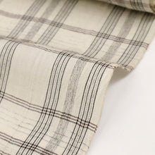 画像をギャラリービューアに読み込む, 【新品】 綿麻 反物 キングサイズ『風凜館』格子柄 極淡いグレー 麻55％ 綿45％ 長さ12m以上 反巾39.5cm 日本製 夏着物 きもの 和装 反S3-11
