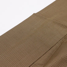 画像をギャラリービューアに読み込む, 【中古】単衣『本場縞大島』紬 みじん格子縞模様 濃淡茶 証紙有 カジュアル 作家落款有 身丈162cm 裄丈68cm 正絹着物 TC6-4
