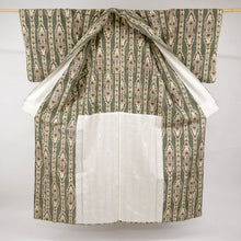 画像をギャラリービューアに読み込む, 【中古】単衣 本場結城紬【奥庄】謹製 民族柄縞 グリーン ふだん着物洗替えに♪ カジュアル 身丈160.5cm 裄丈69cm 正絹 TG12-8
